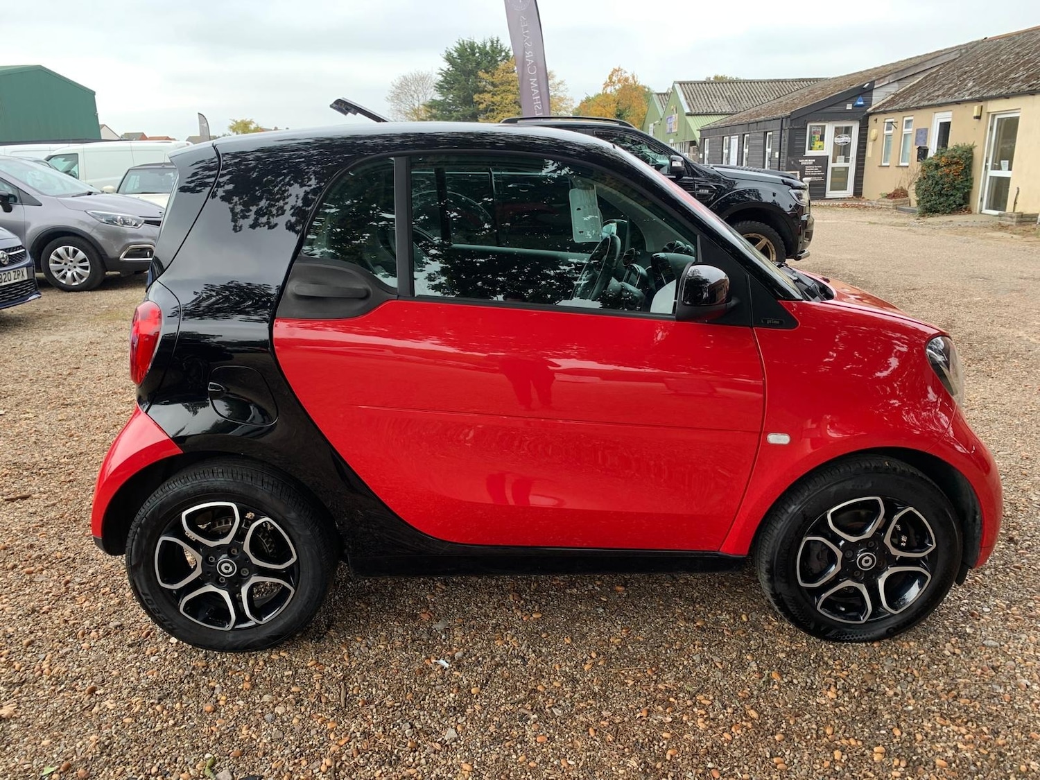 Used smart fortwo 2017 for sale - 76244406: Photo 4