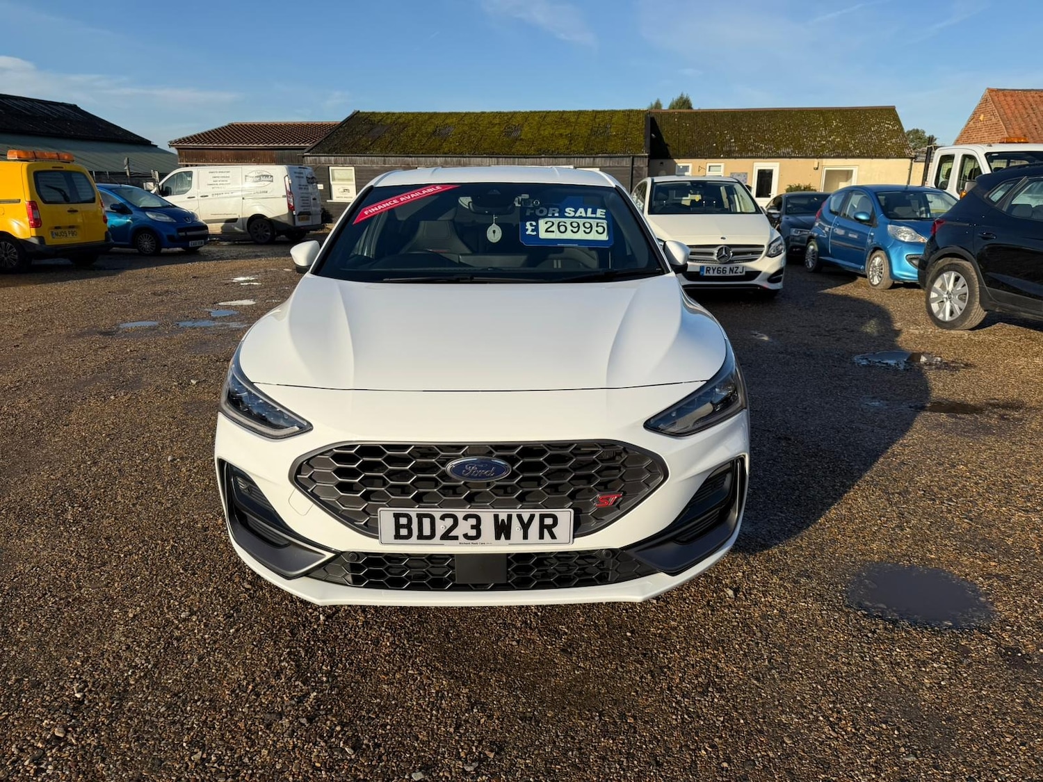 Used Ford Focus 2023 for sale - 76831750: Photo 2