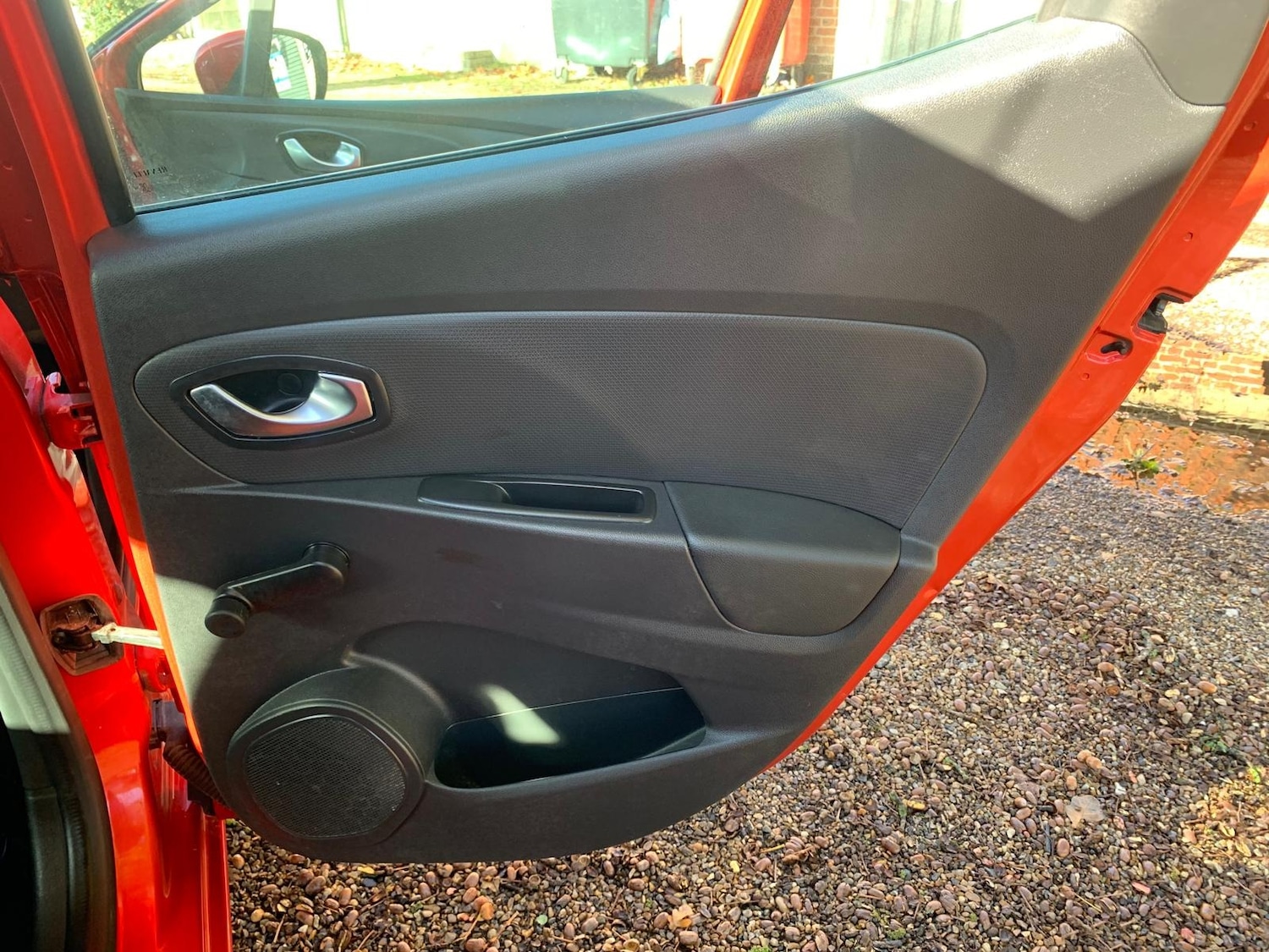 Used Renault Clio 2017 for sale - 76363430: Photo 19