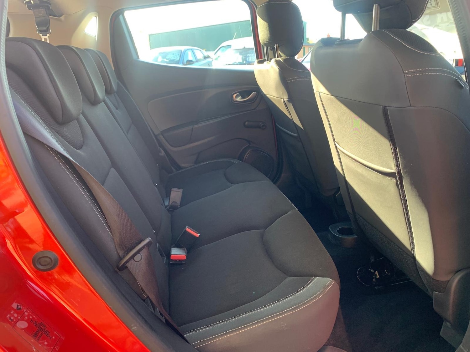Used Renault Clio 2017 for sale - 76363430: Photo 28