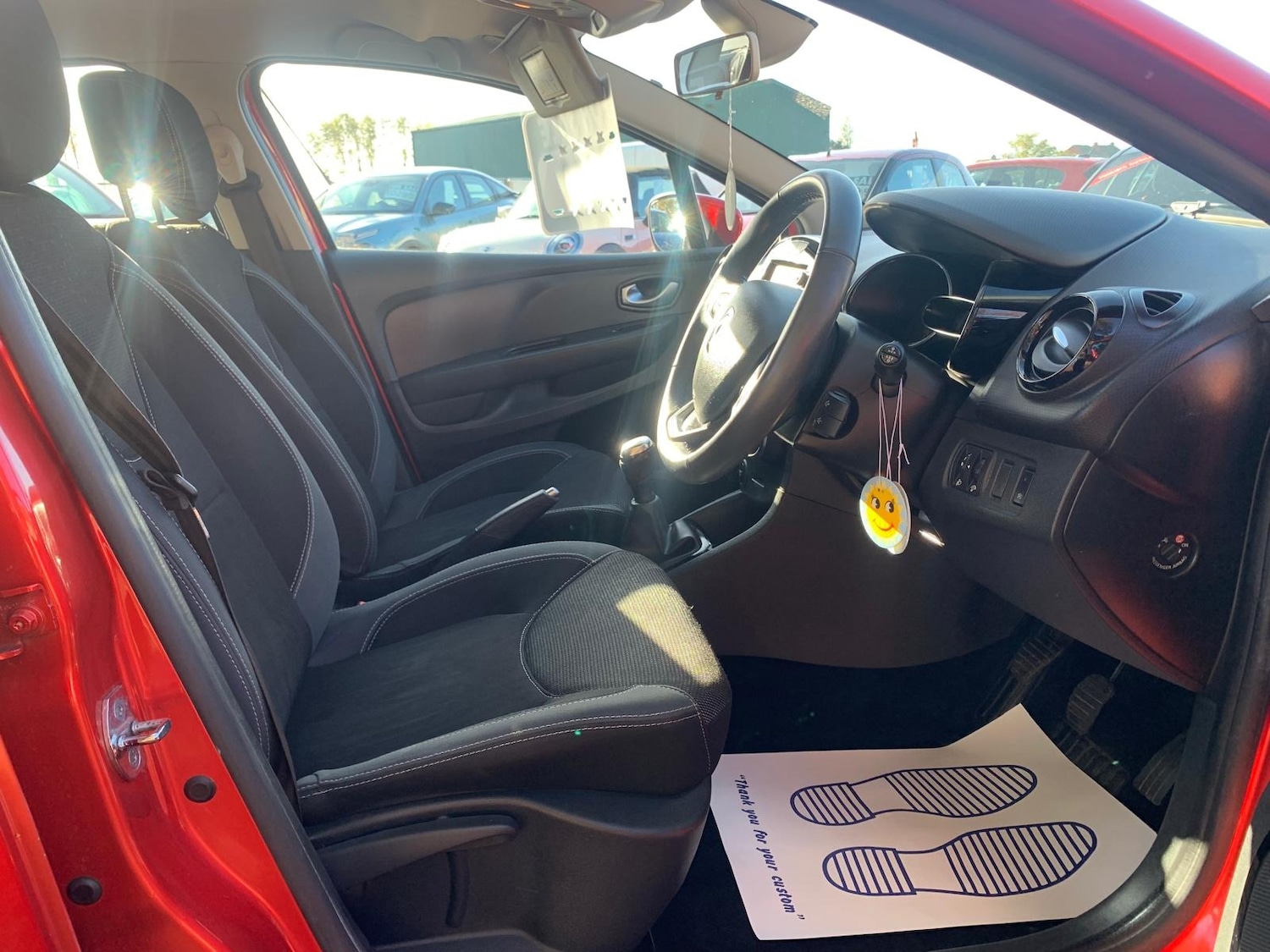 Used Renault Clio 2017 for sale - 76363430: Photo 32