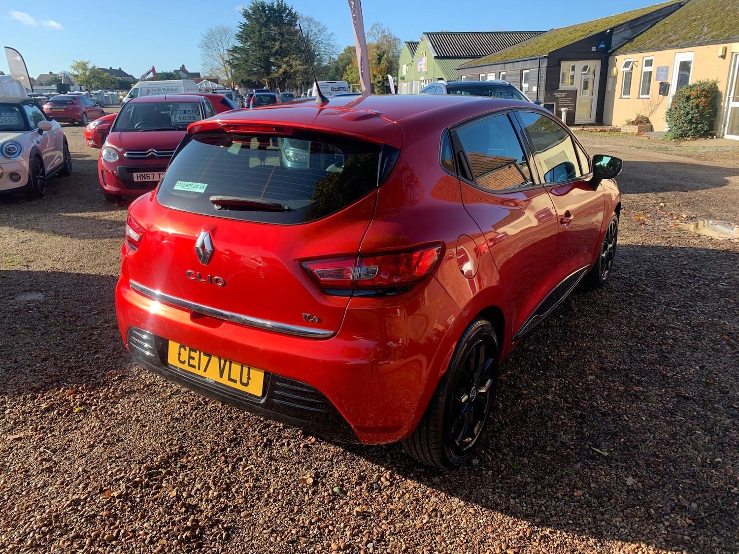Used Renault Clio 2017 for sale - 76363430: Photo 5
