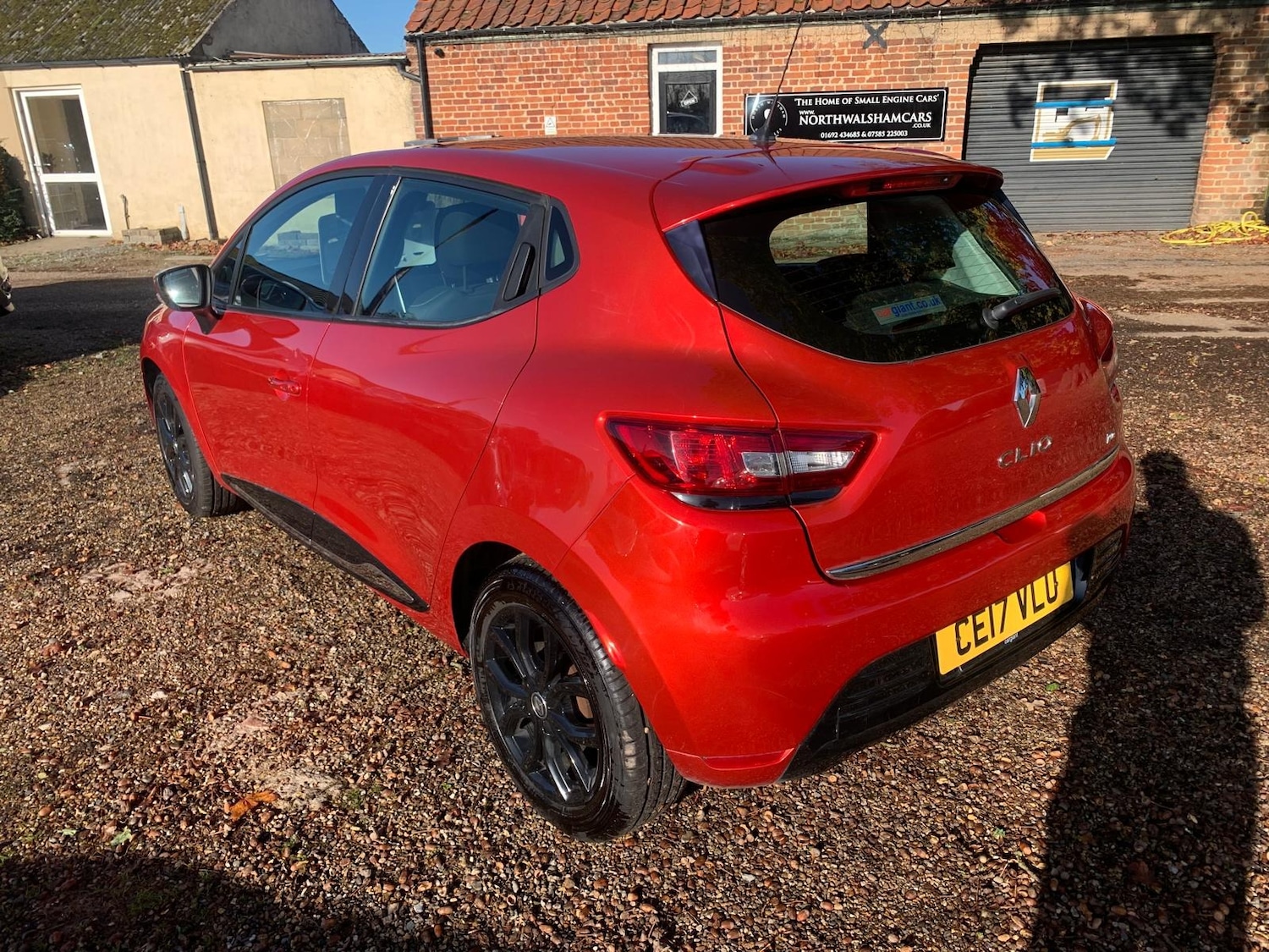 Used Renault Clio 2017 for sale - 76363430: Photo 7