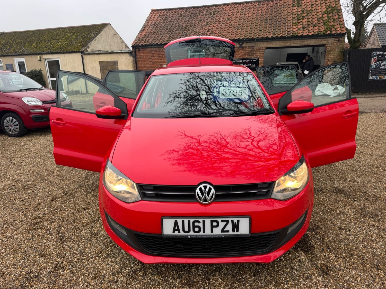 Used Volkswagen Polo 2011 for sale - 77417979: Photo 10