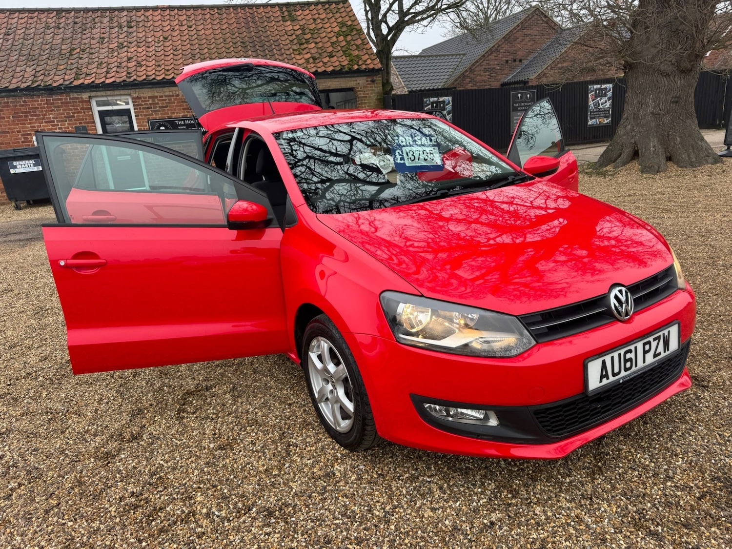 Used Volkswagen Polo 2011 for sale - 77417979: Photo 11