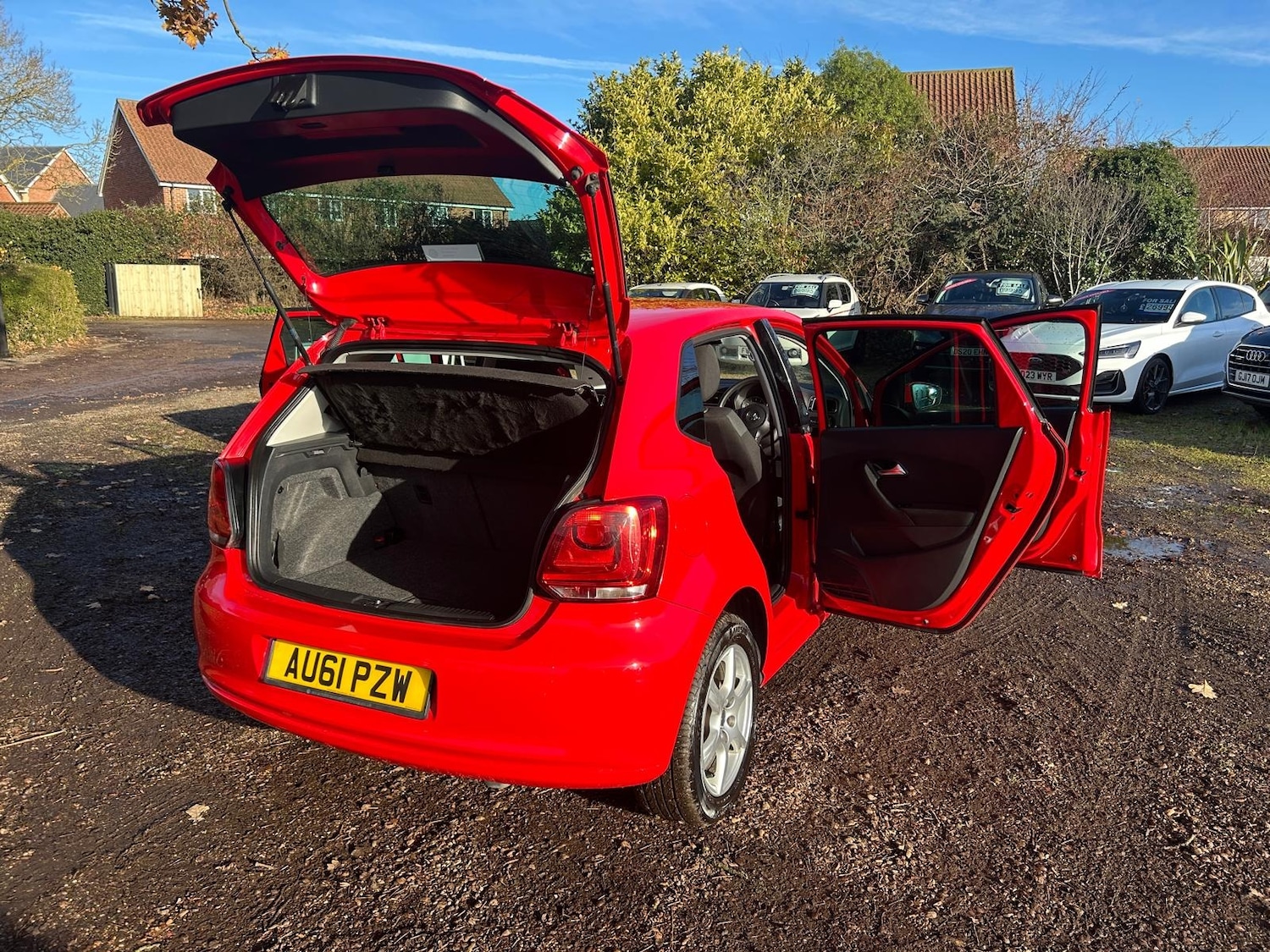 Used Volkswagen Polo 2011 for sale - 77417979: Photo 13