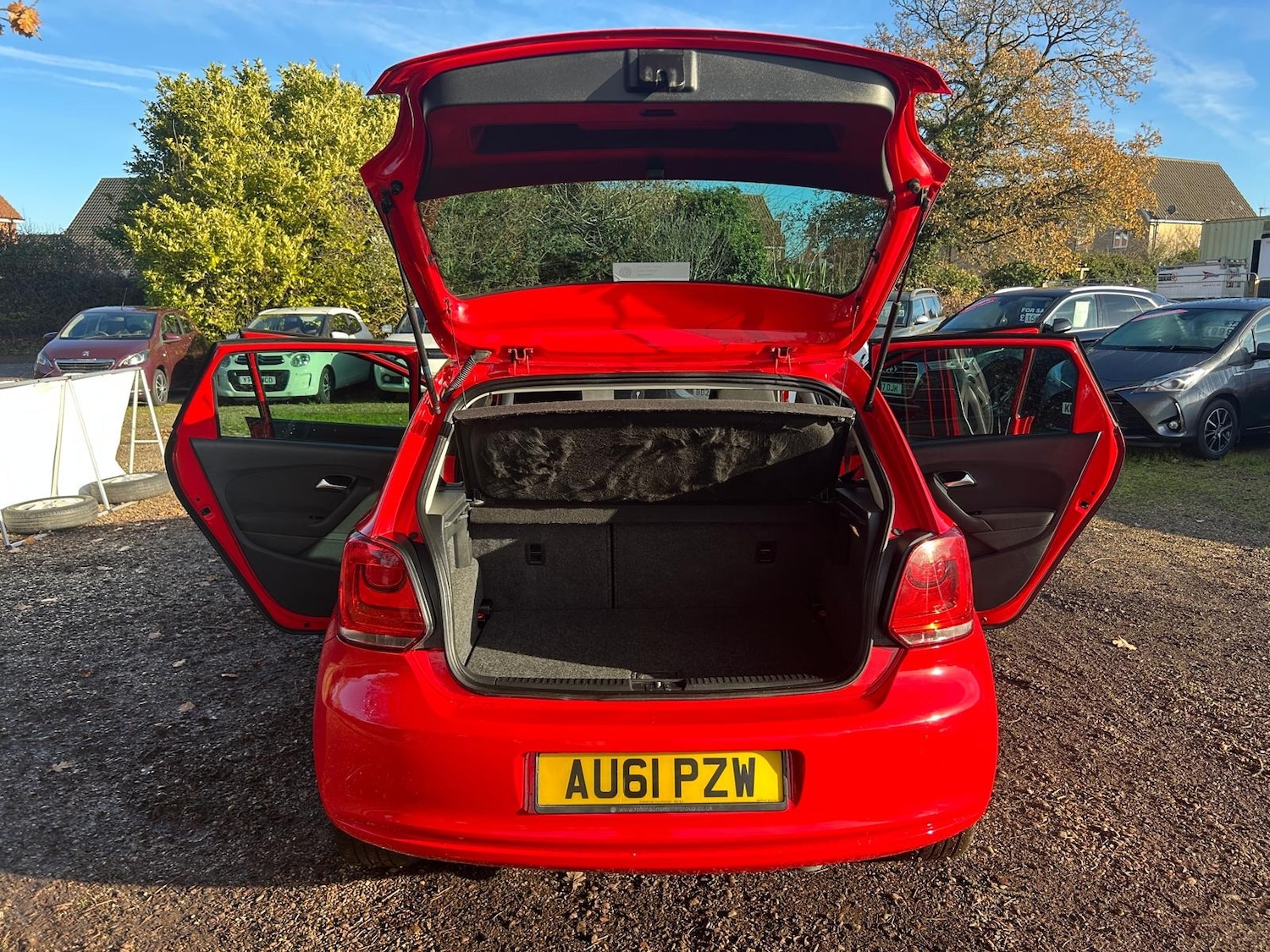 Used Volkswagen Polo 2011 for sale - 77417979: Photo 14