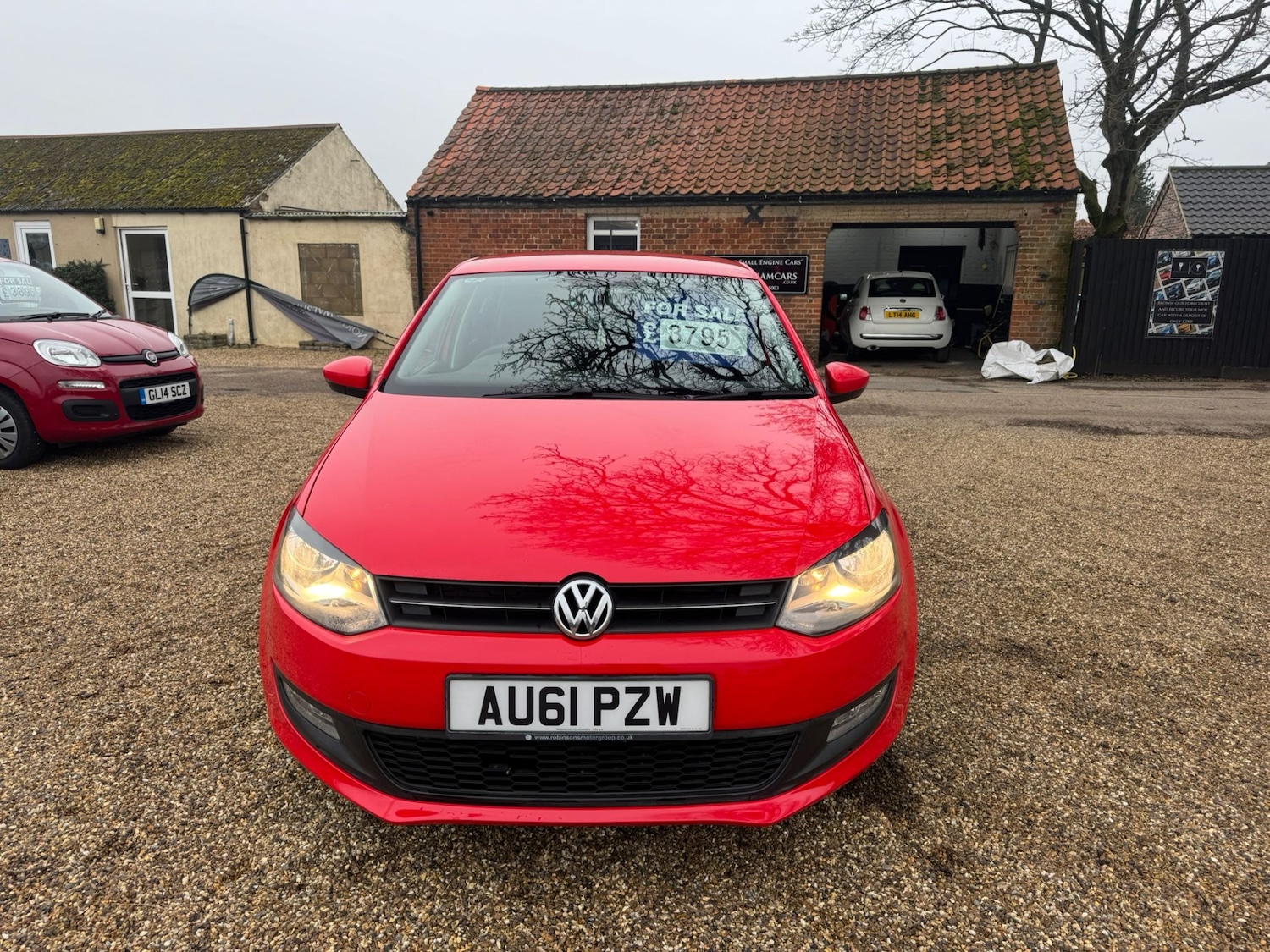 Used Volkswagen Polo 2011 for sale - 77417979: Photo 2