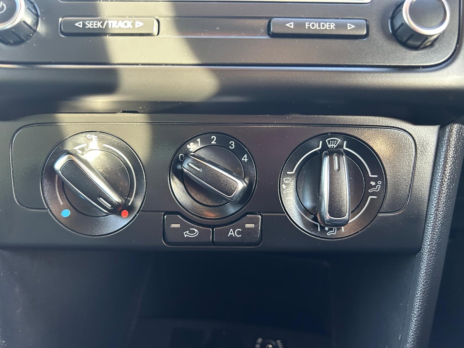 Used Volkswagen Polo 2011 for sale - 77417979: Photo 46