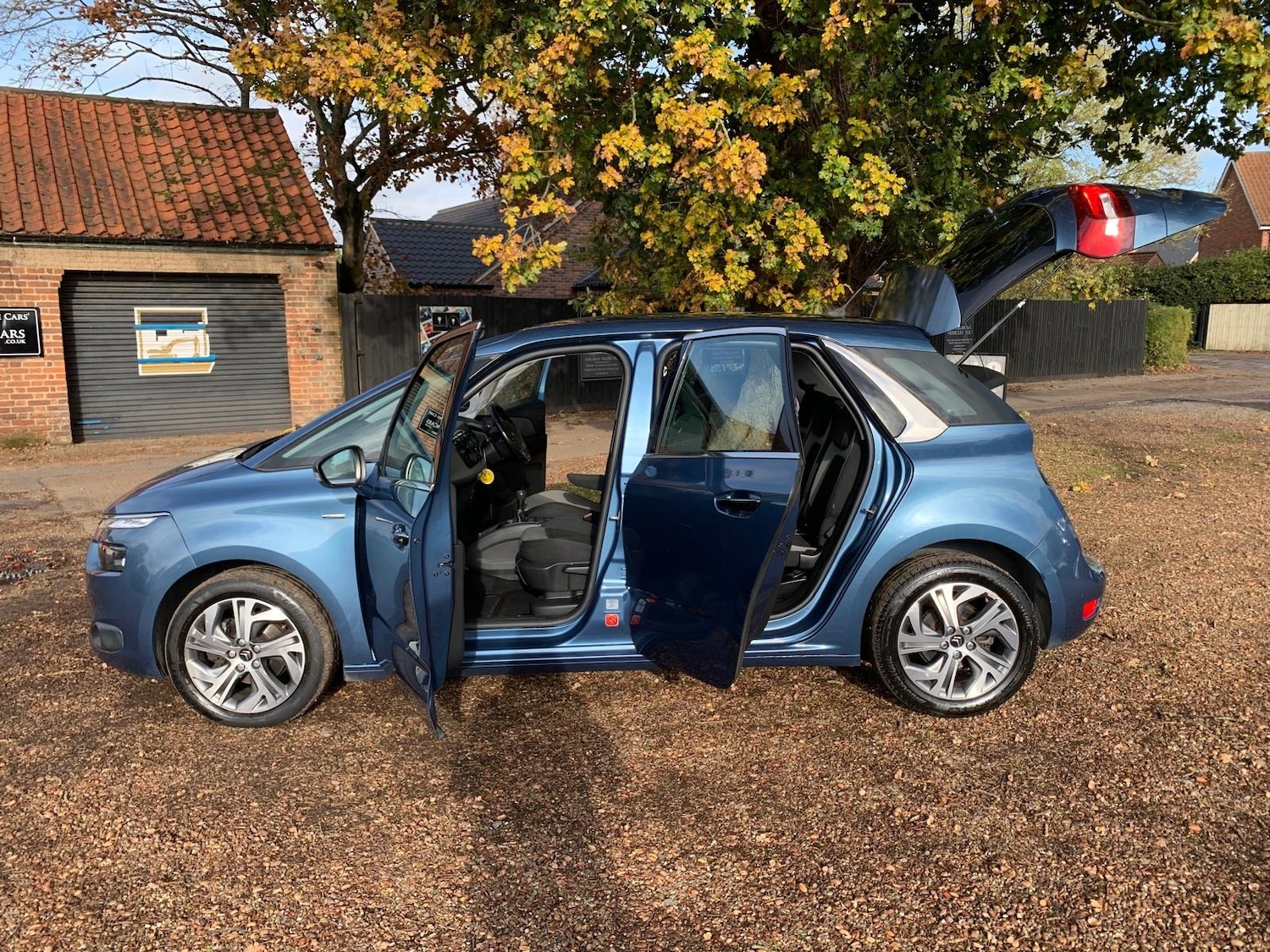 Used Citroen C4 Picasso 2015 for sale - 76422413: Photo 16