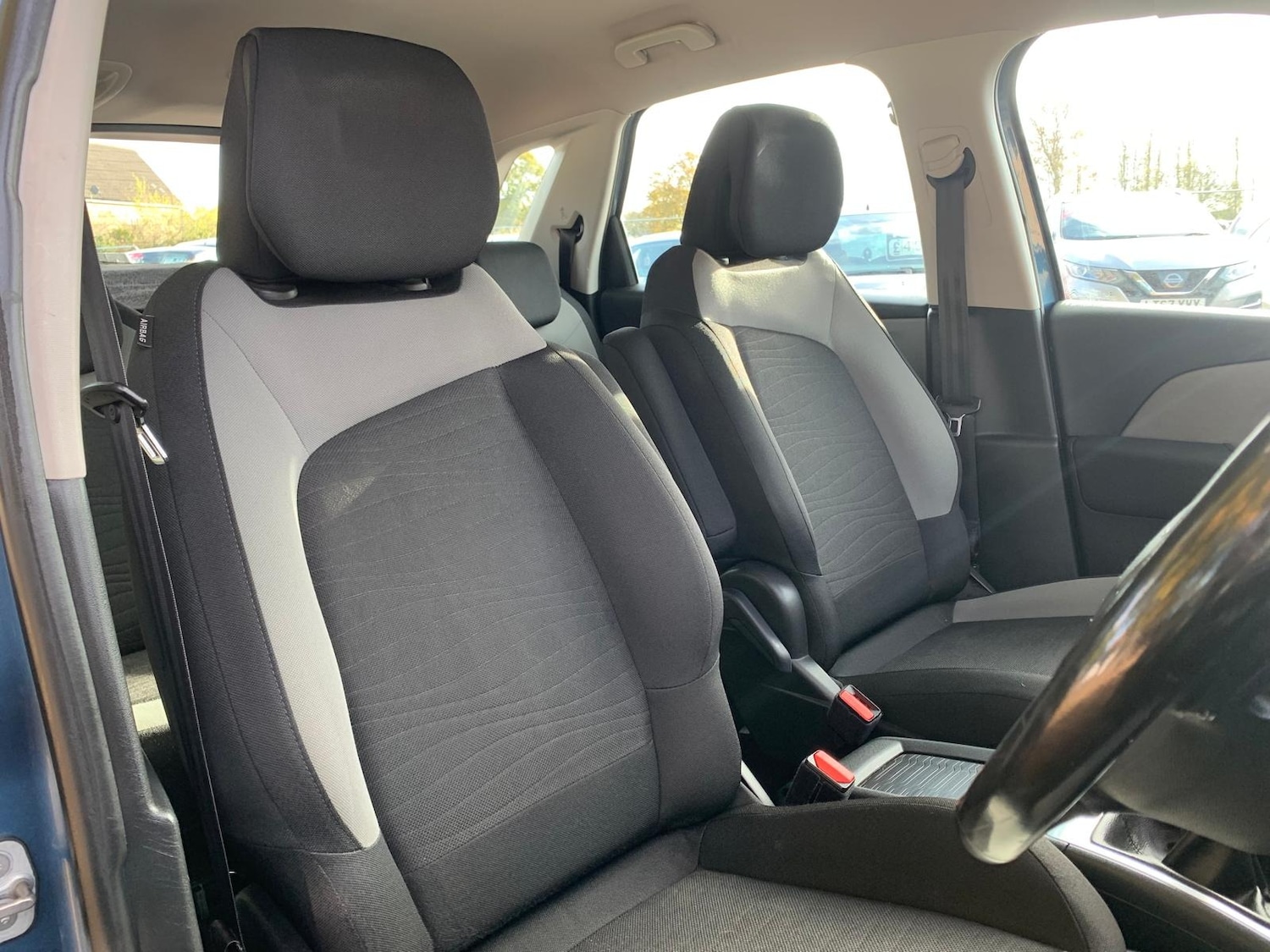 Used Citroen C4 Picasso 2015 for sale - 76422413: Photo 34