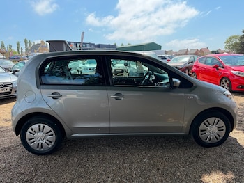 Used Volkswagen up! 2015 for sale - 79207225: Photo