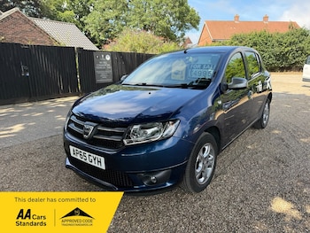 Used Dacia Sandero 2016 for sale - 79208337: Photo