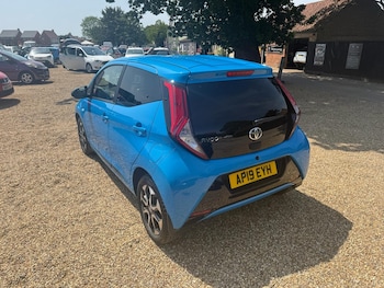 Used Toyota AYGO 2019 for sale - 79307308: Photo