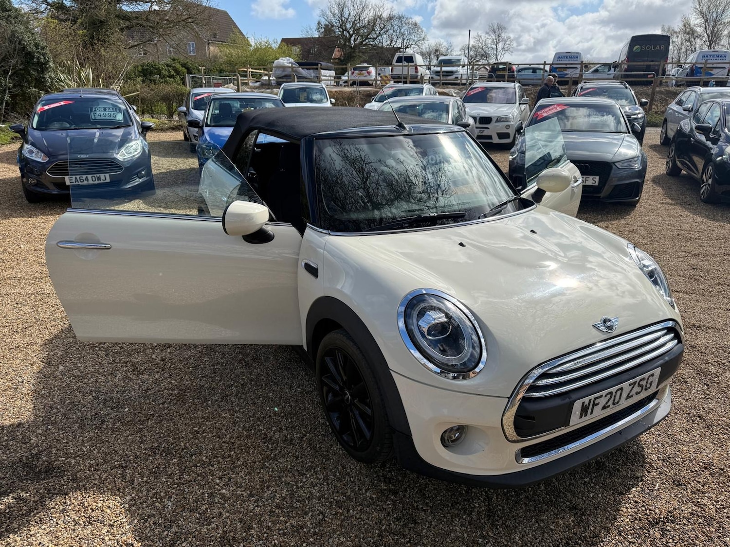 Used MINI Convertible 2020 for sale - 78121370: Photo 11