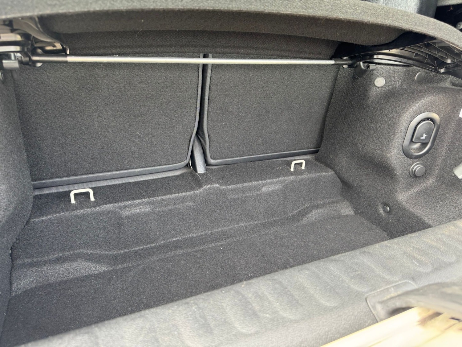 Used MINI Convertible 2020 for sale - 78121370: Photo 40