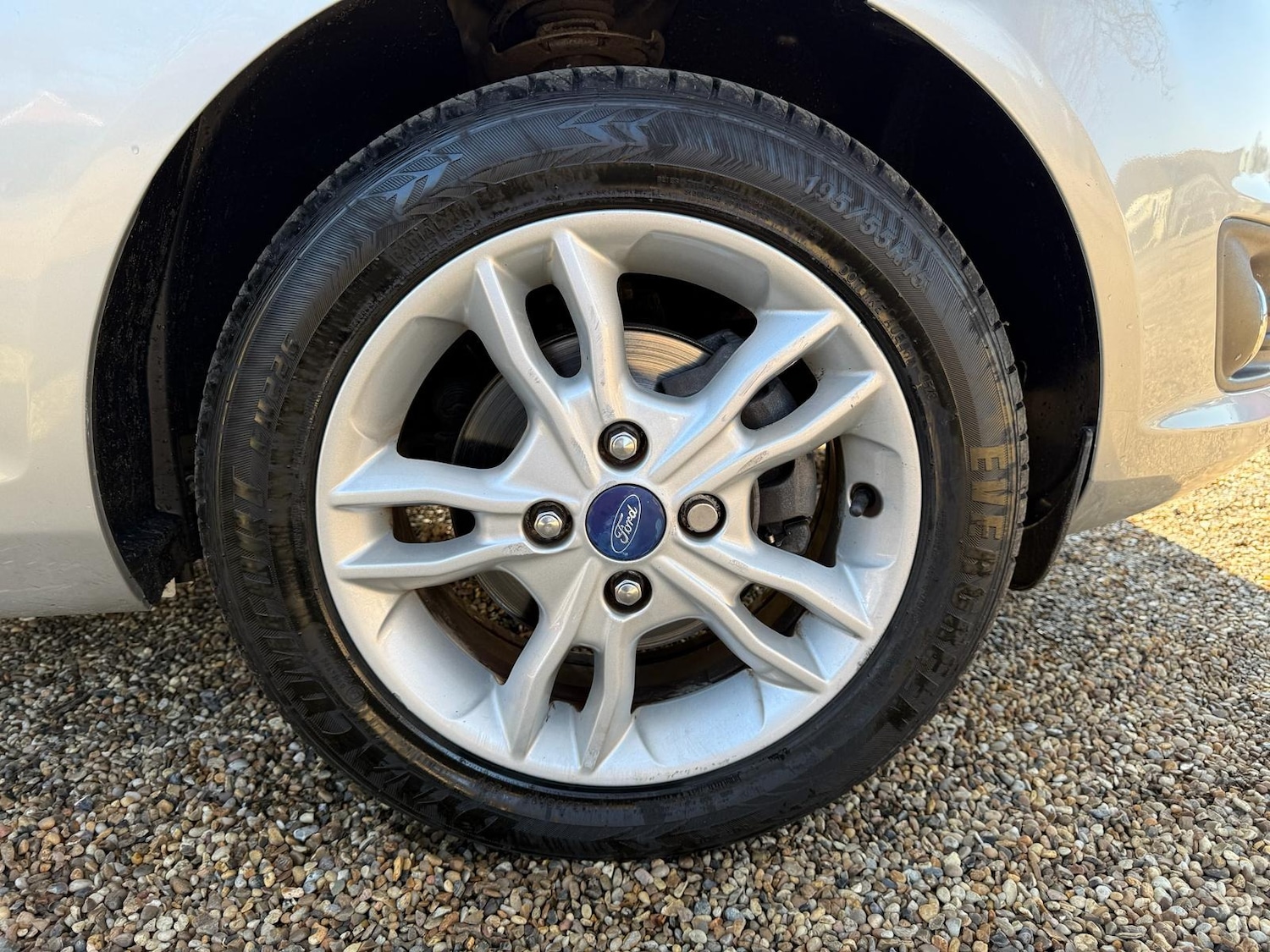 Used Ford Fiesta 2015 for sale - 77759076: Photo 18