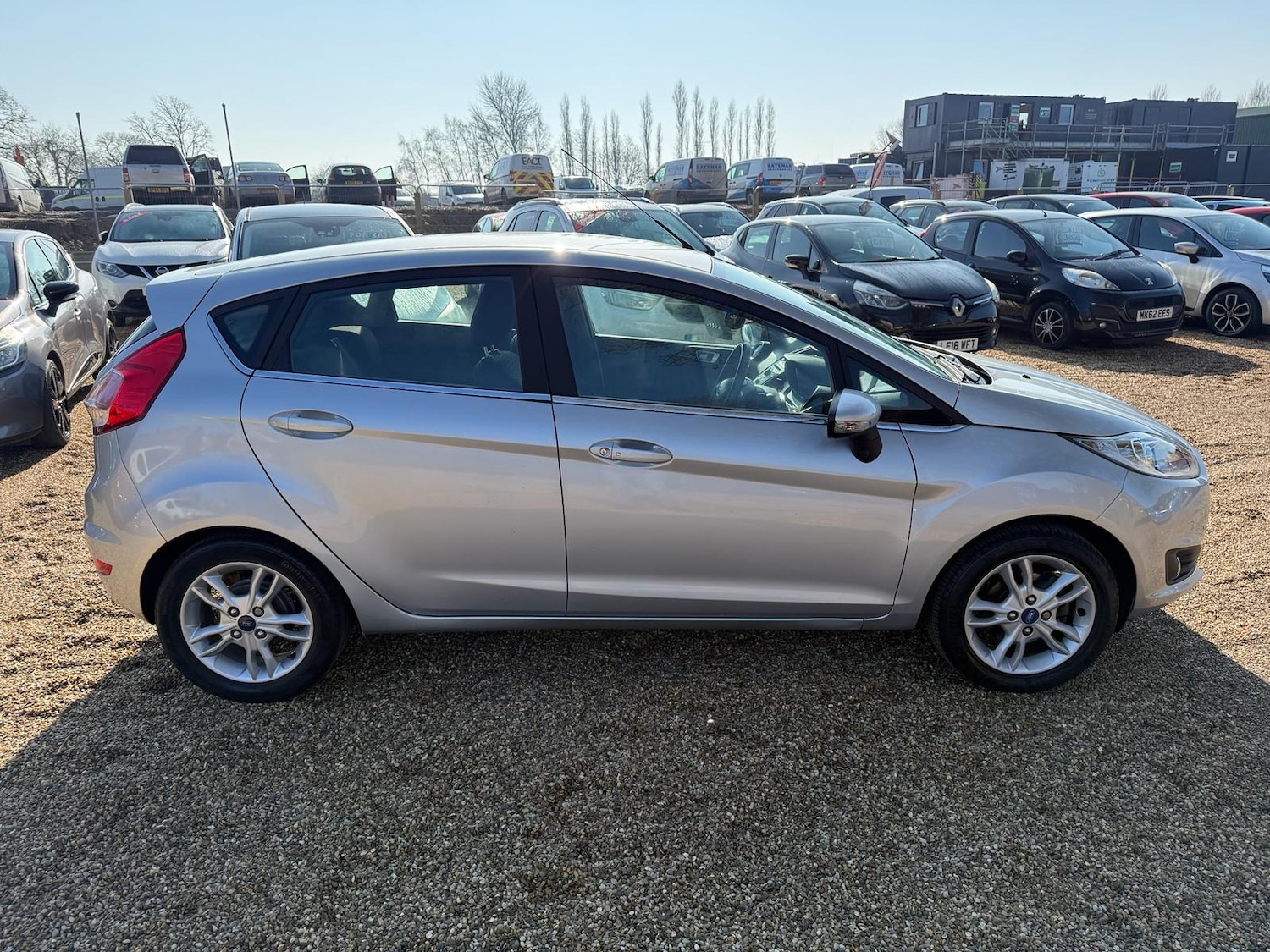 Used Ford Fiesta 2015 for sale - 77759076: Photo 3