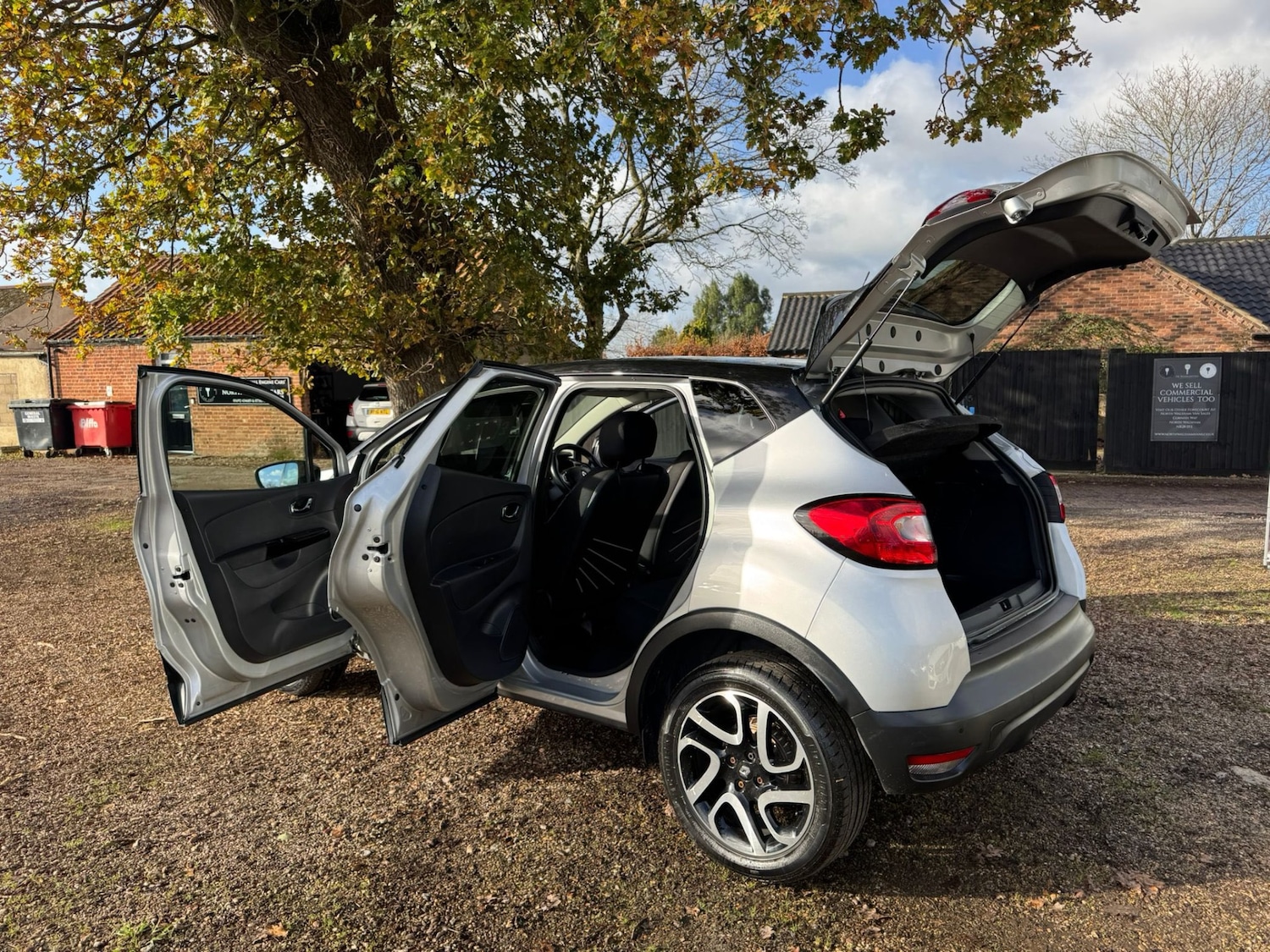 Used Renault Captur 2016 for sale - 76613509: Photo 13