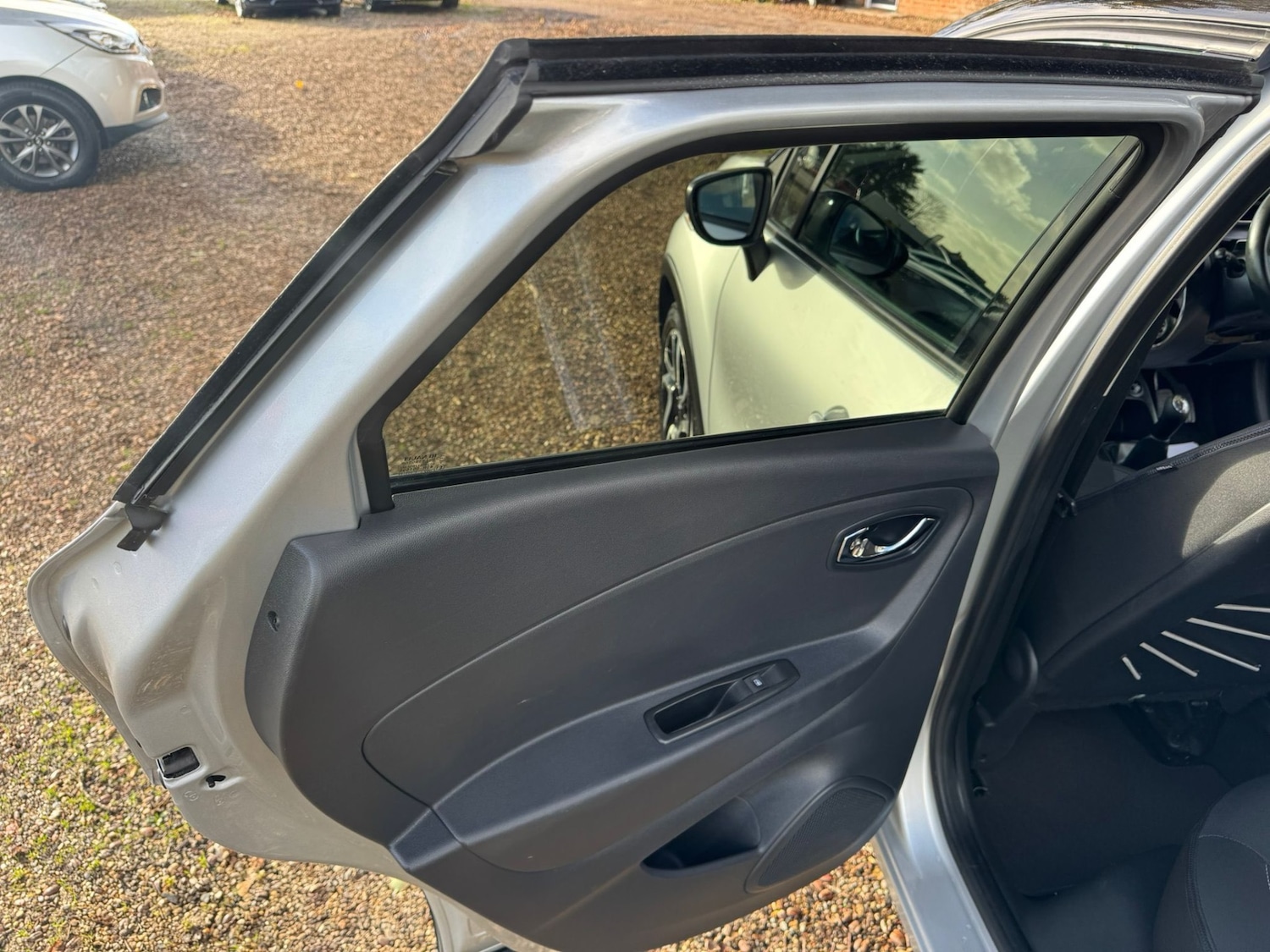 Used Renault Captur 2016 for sale - 76613509: Photo 20