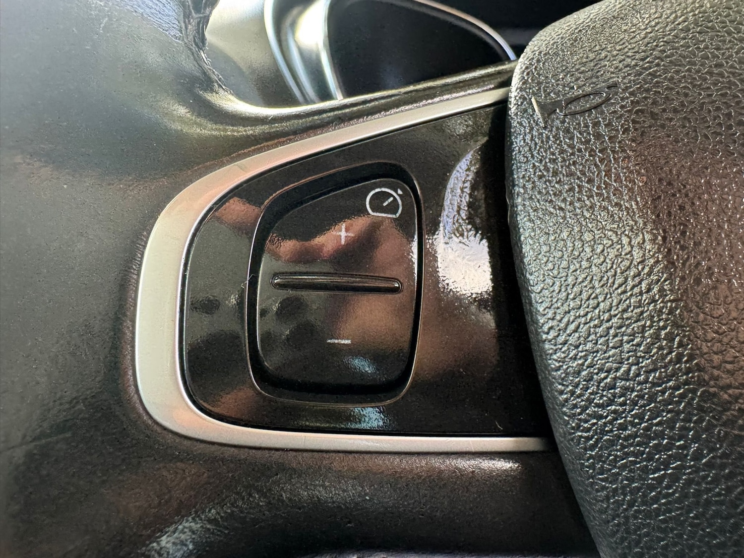 Used Renault Captur 2016 for sale - 76613509: Photo 34