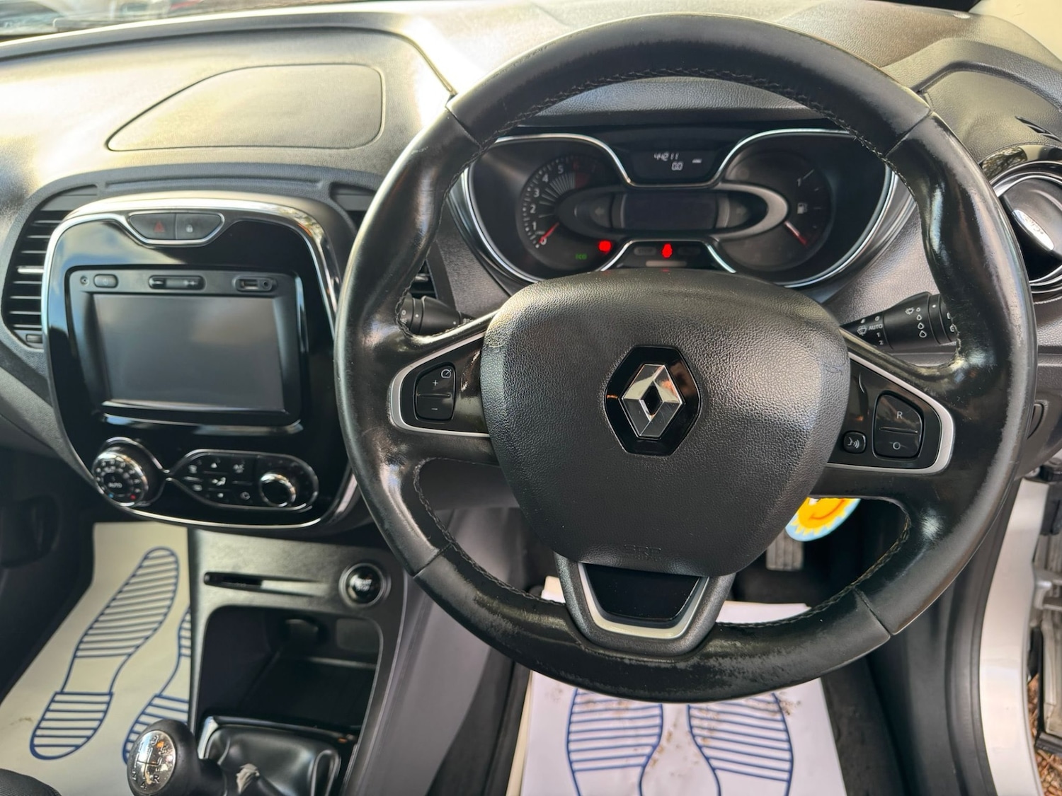 Used Renault Captur 2016 for sale - 76613509: Photo 39