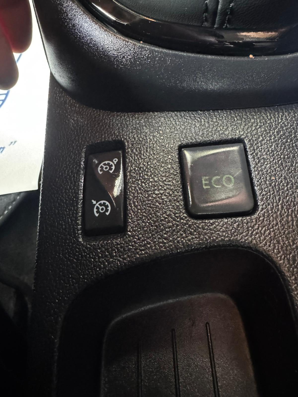 Used Renault Captur 2016 for sale - 76613509: Photo 42