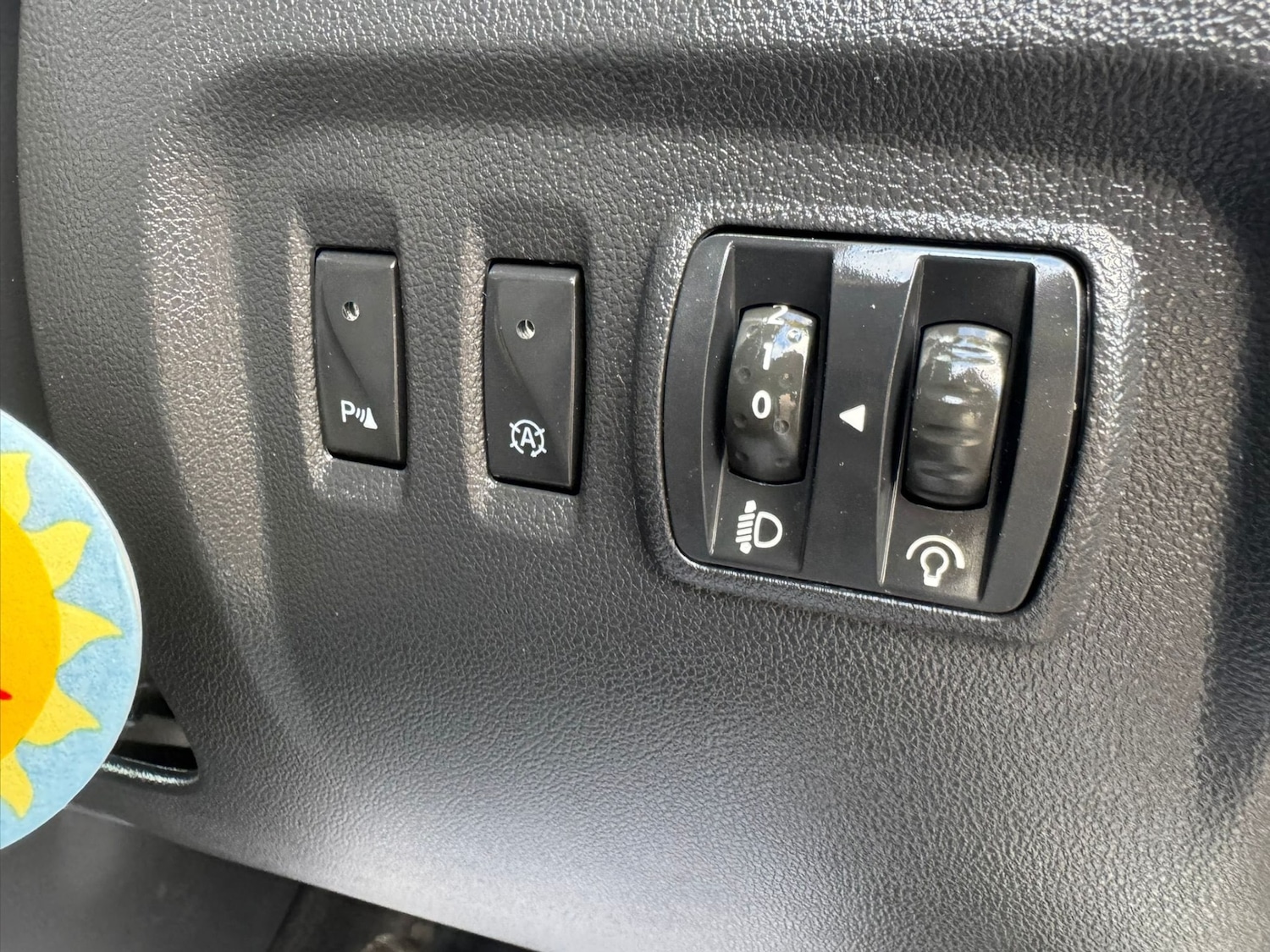 Used Renault Captur 2016 for sale - 76613509: Photo 44