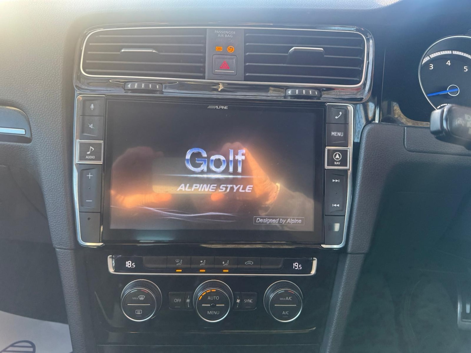 Used Volkswagen Golf 2015 for sale - 77312398: Photo 18