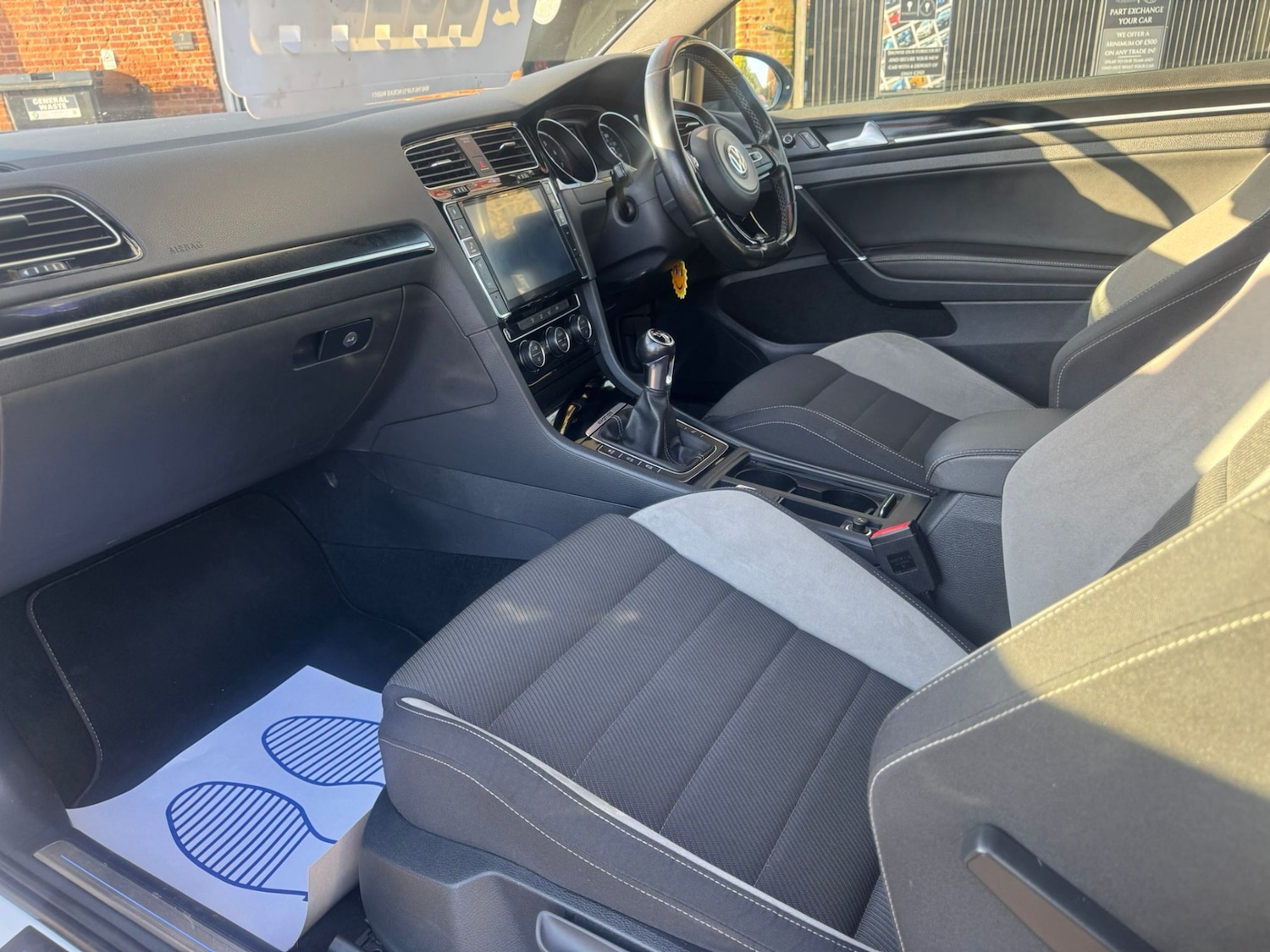 Used Volkswagen Golf 2015 for sale - 77312398: Photo 31