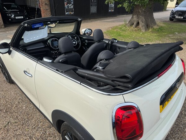 Used MINI Convertible 2020 for sale - 75503498: Photo 11