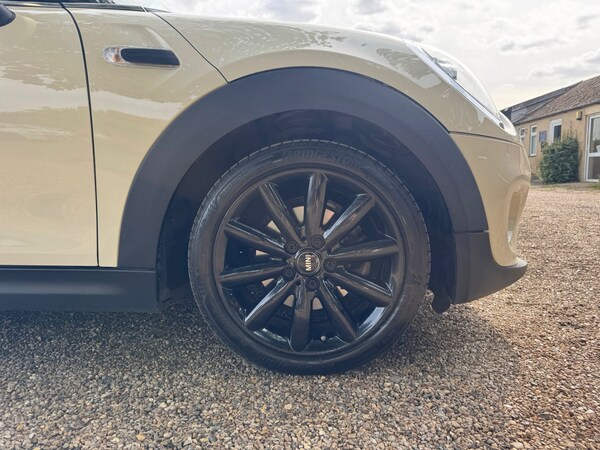 Used MINI Convertible 2020 for sale - 75503498: Photo 13