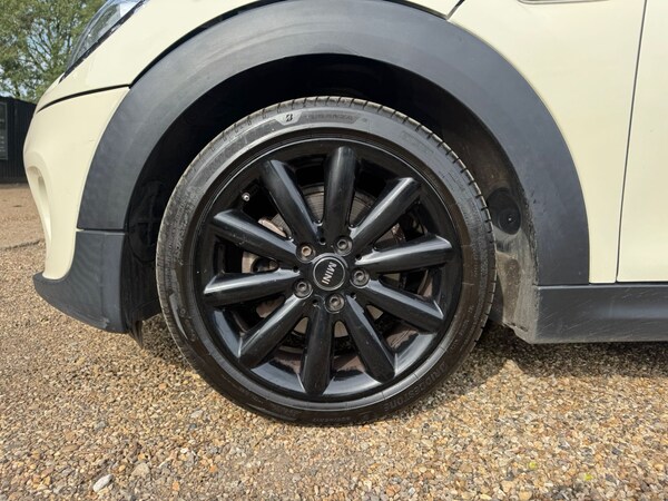Used MINI Convertible 2020 for sale - 75503498: Photo 17