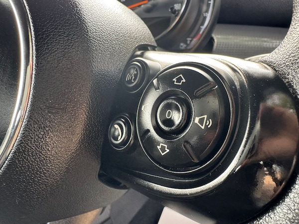Used MINI Convertible 2020 for sale - 75503498: Photo 22