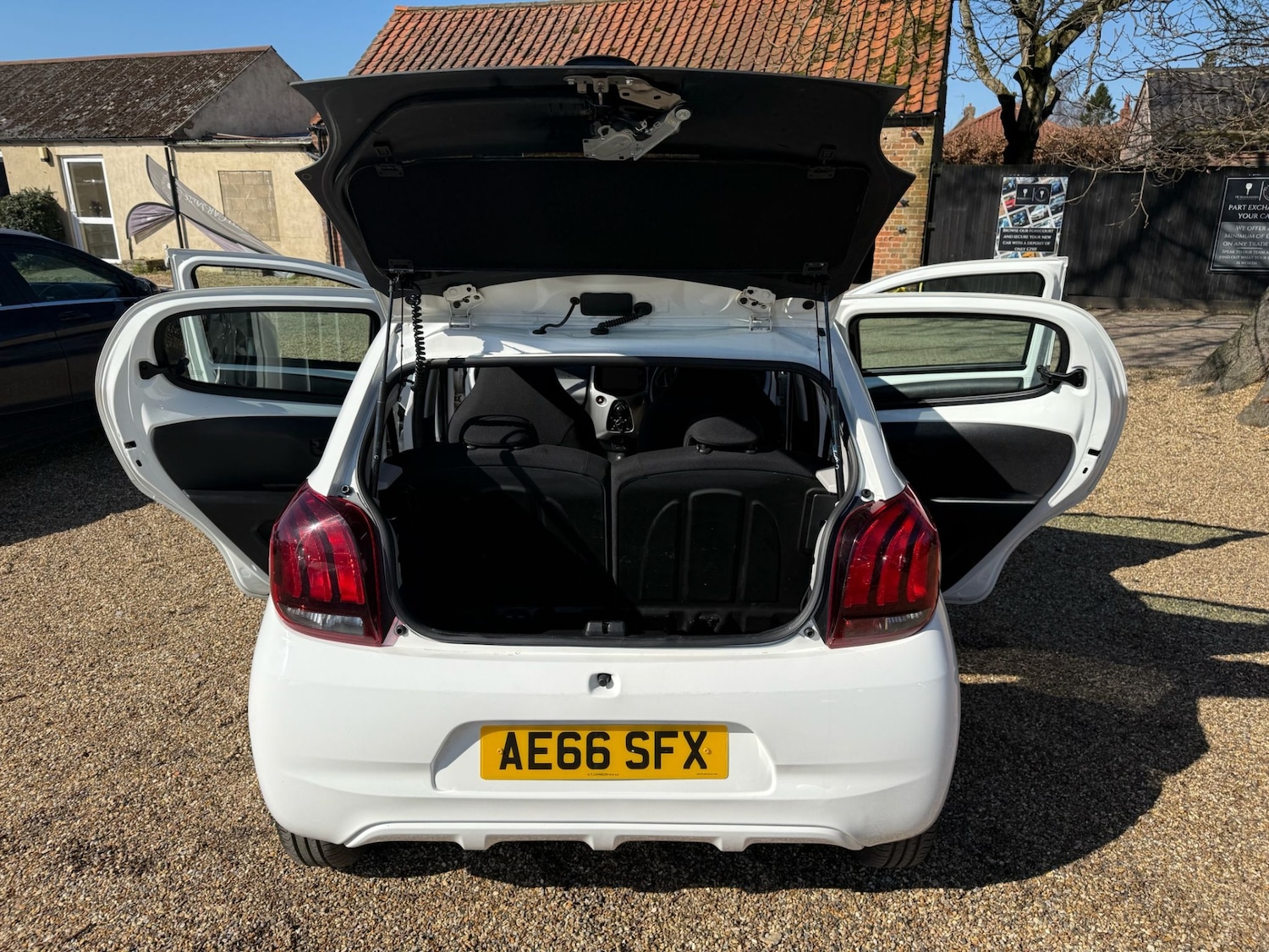 Used Peugeot 108 2016 for sale - 77931824: Photo 12