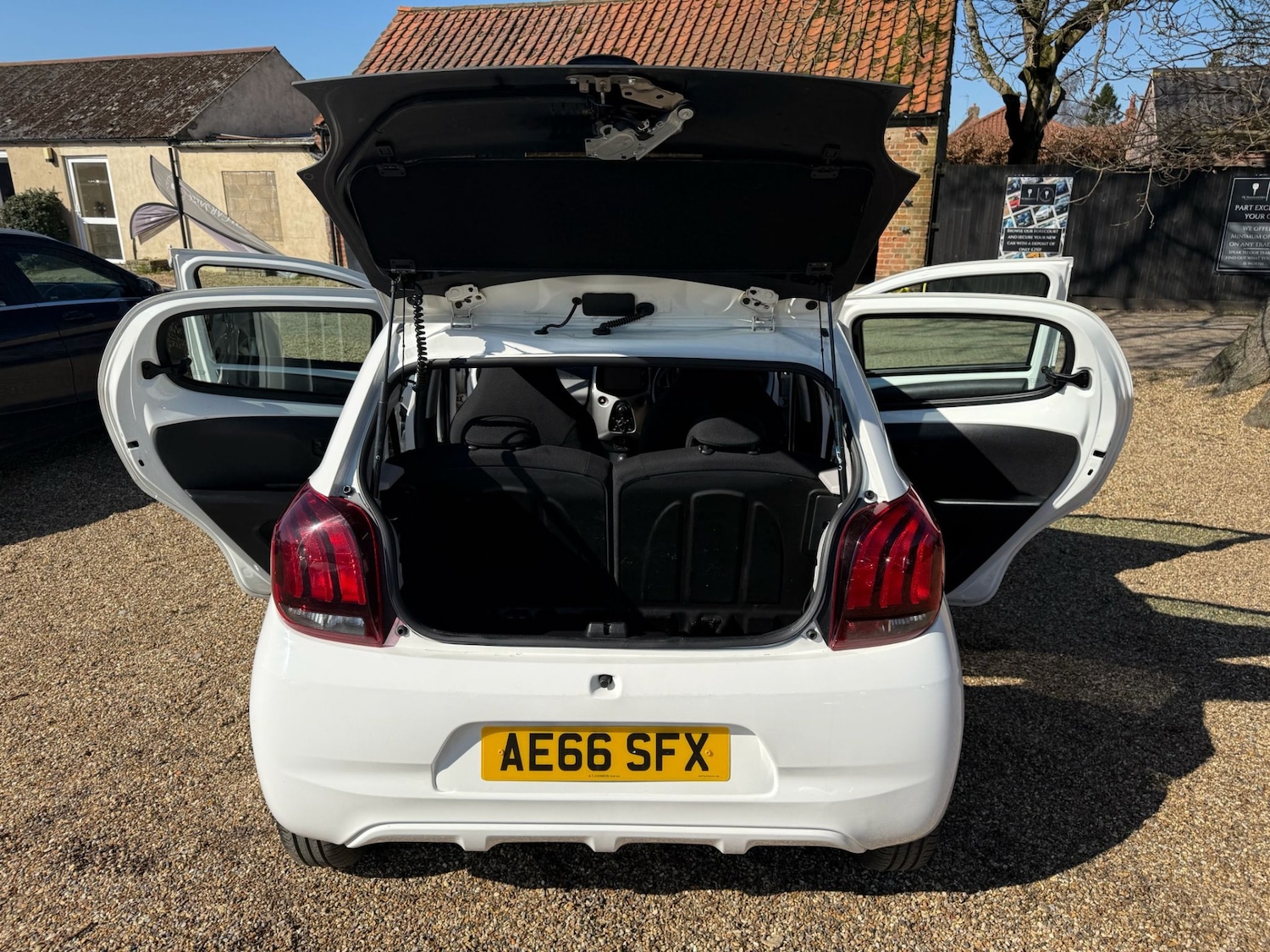 Used Peugeot 108 2016 for sale - 77931824: Photo 13