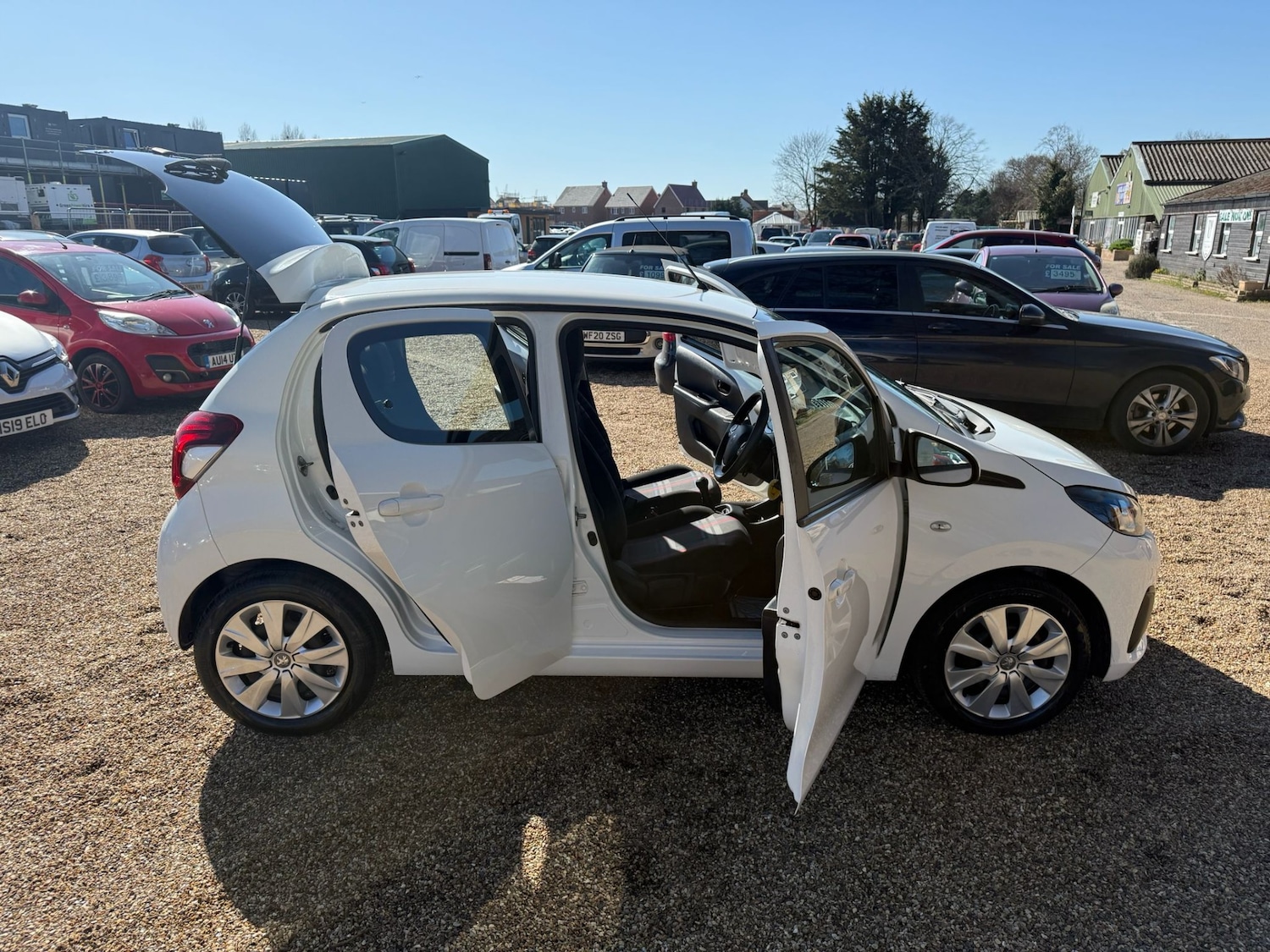 Used Peugeot 108 2016 for sale - 77931824: Photo 15