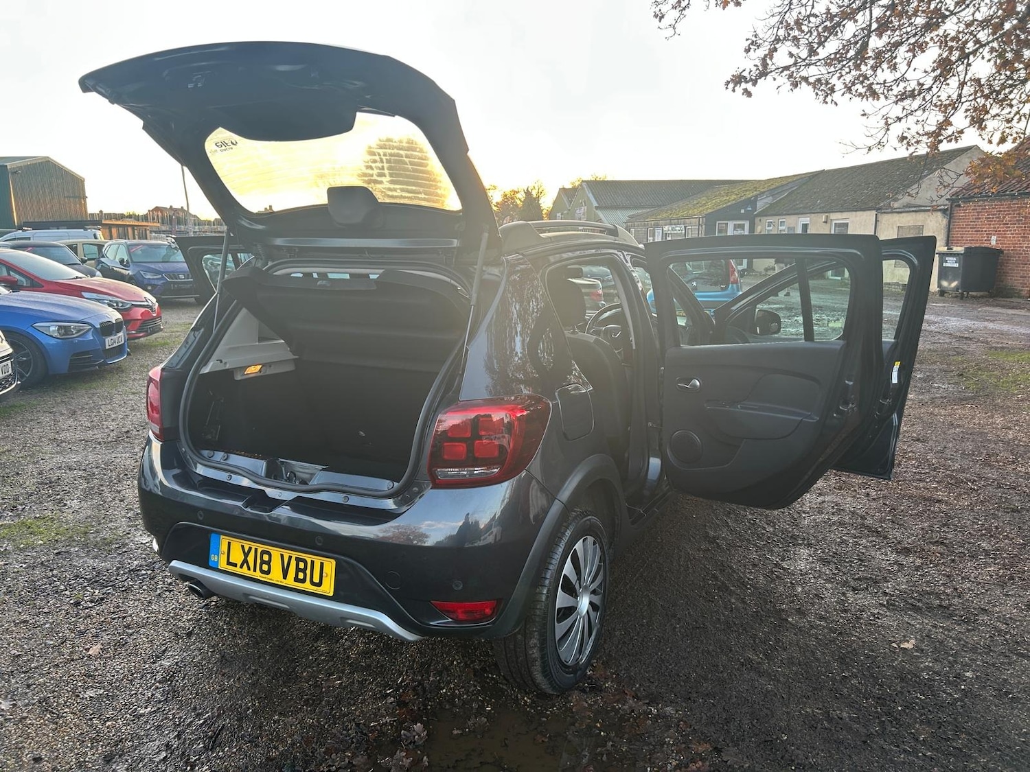 Used Dacia Sandero Stepway 2018 for sale - 76807083: Photo 13
