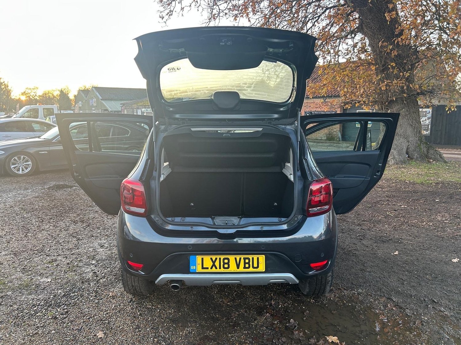 Used Dacia Sandero Stepway 2018 for sale - 76807083: Photo 14