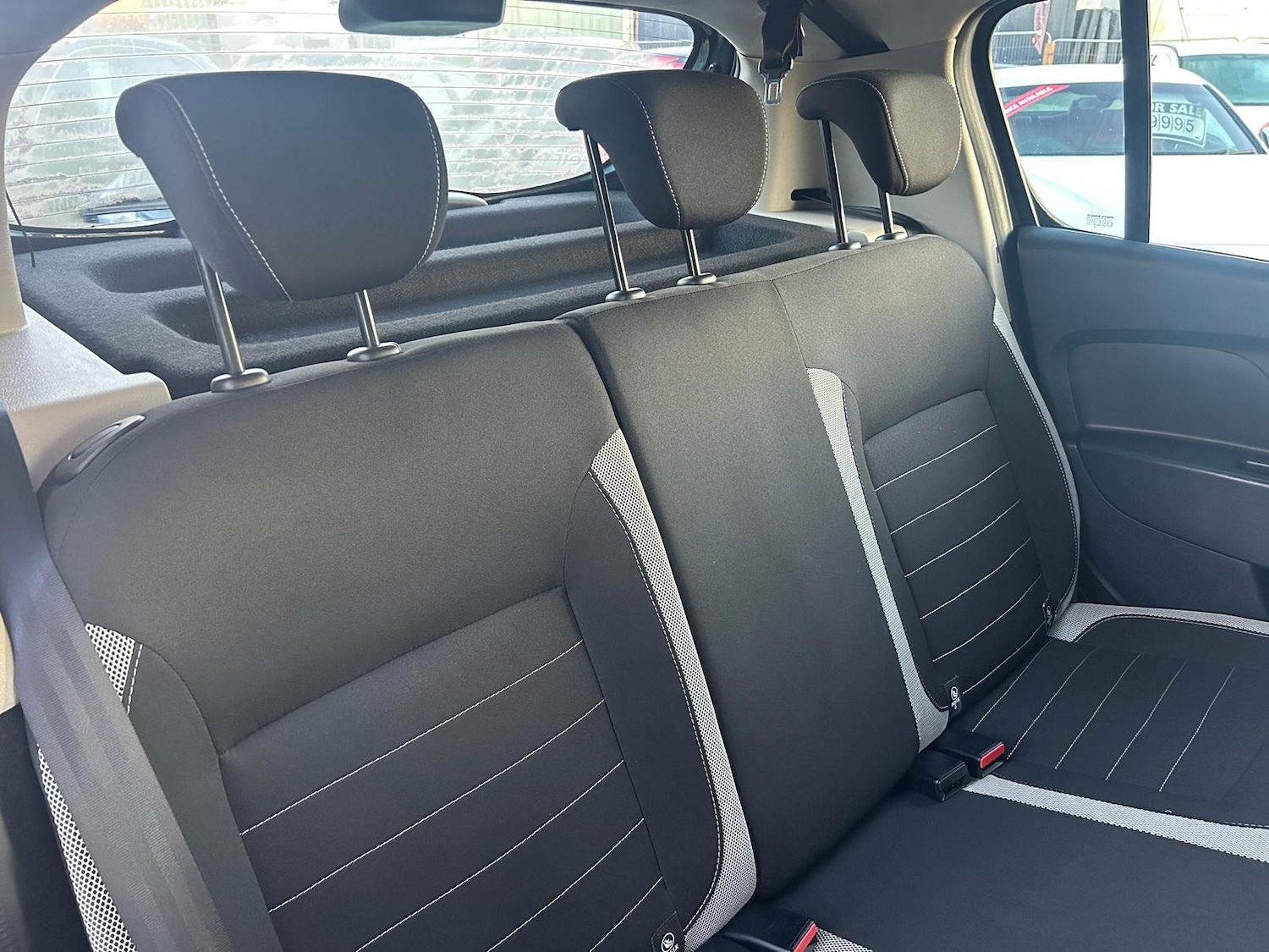 Used Dacia Sandero Stepway 2018 for sale - 76807083: Photo 29