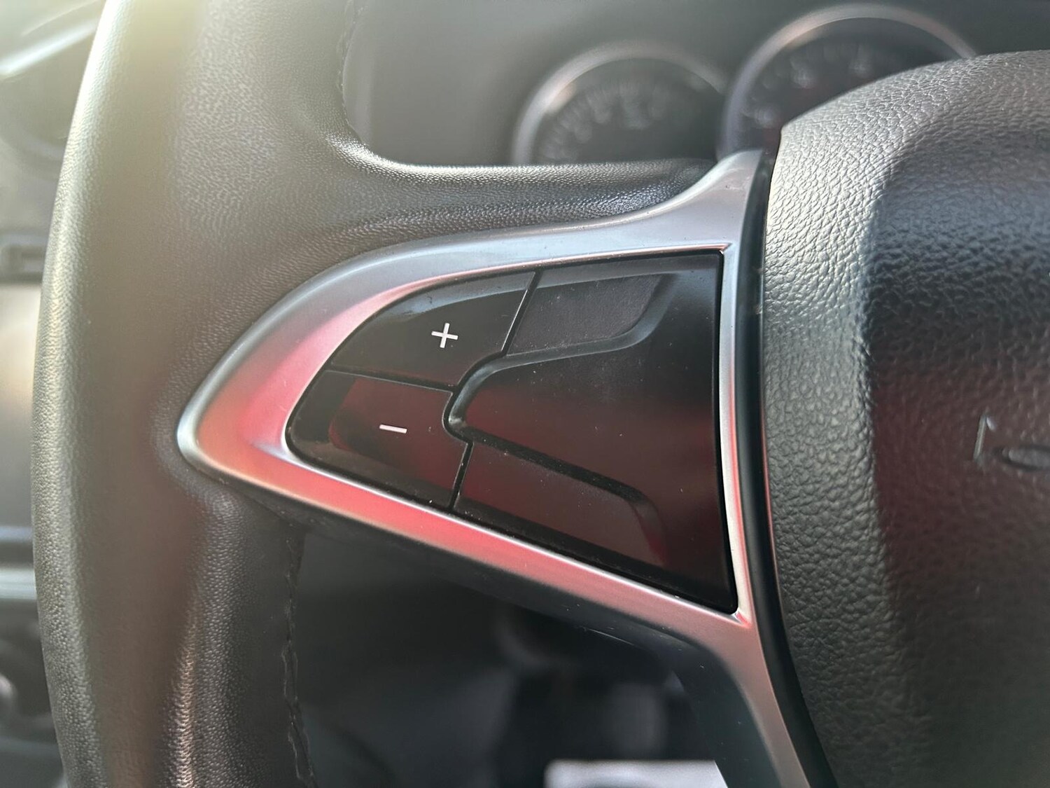 Used Dacia Sandero Stepway 2018 for sale - 76807083: Photo 37