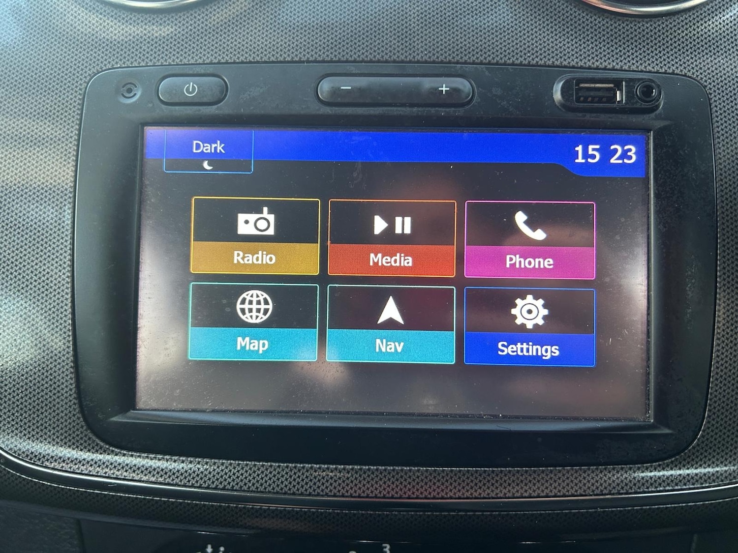 Used Dacia Sandero Stepway 2018 for sale - 76807083: Photo 46