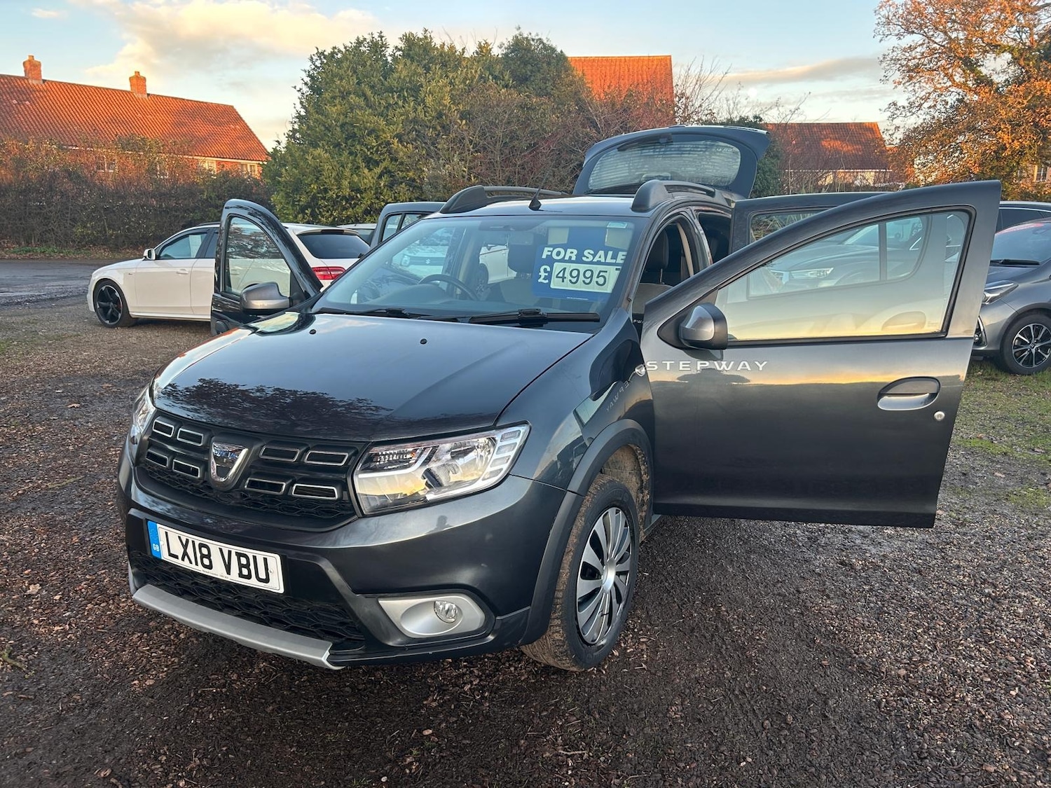 Used Dacia Sandero Stepway 2018 for sale - 76807083: Photo 9