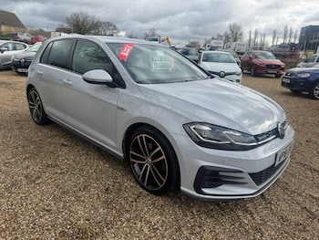 Used Volkswagen Golf 2018 for sale - 77578187: Photo