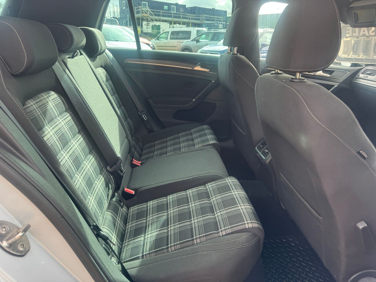 Used Volkswagen Golf 2018 for sale - 77578187: Photo 32