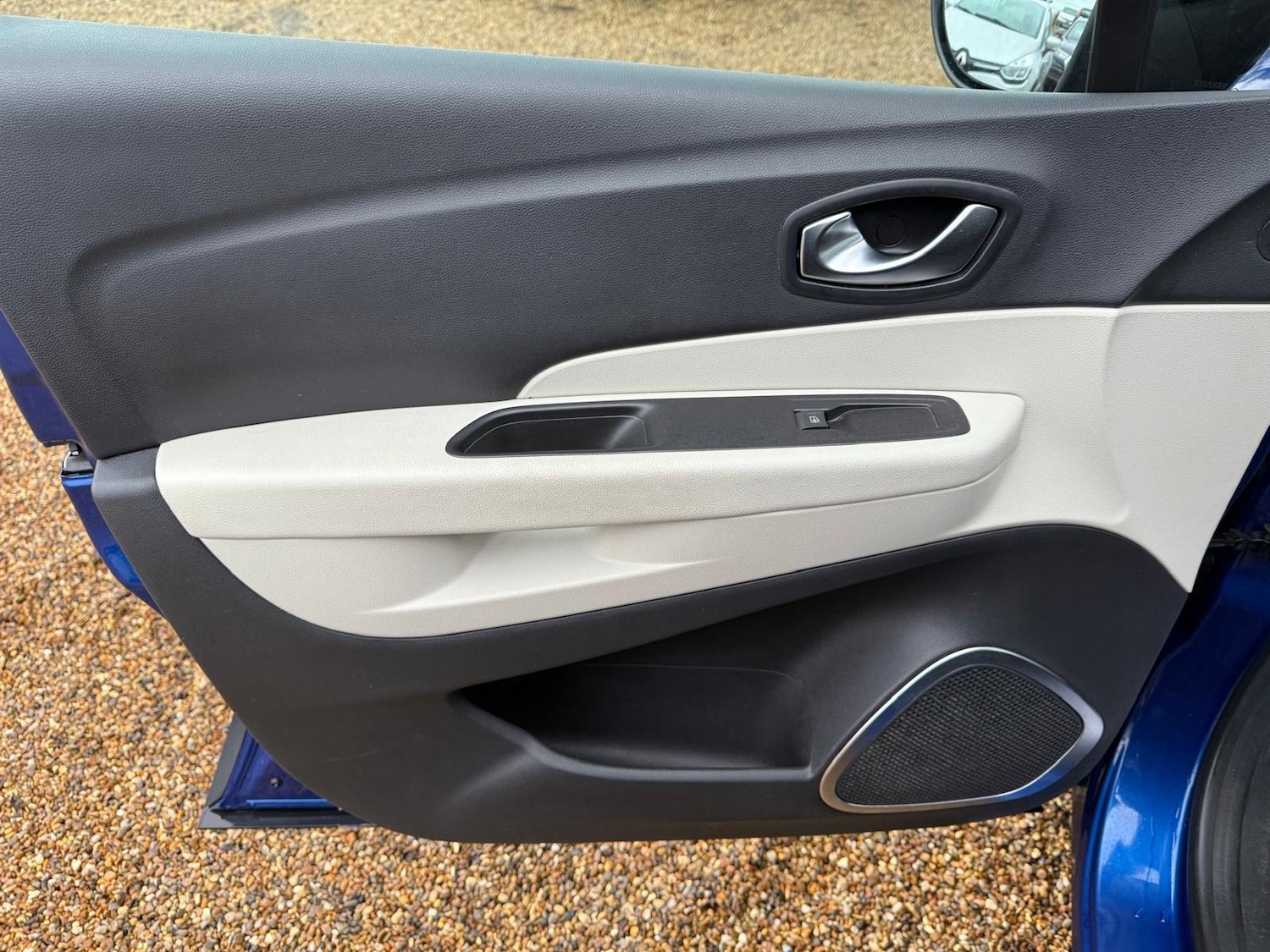 Used Renault Captur 2019 for sale - 77541327: Photo 18