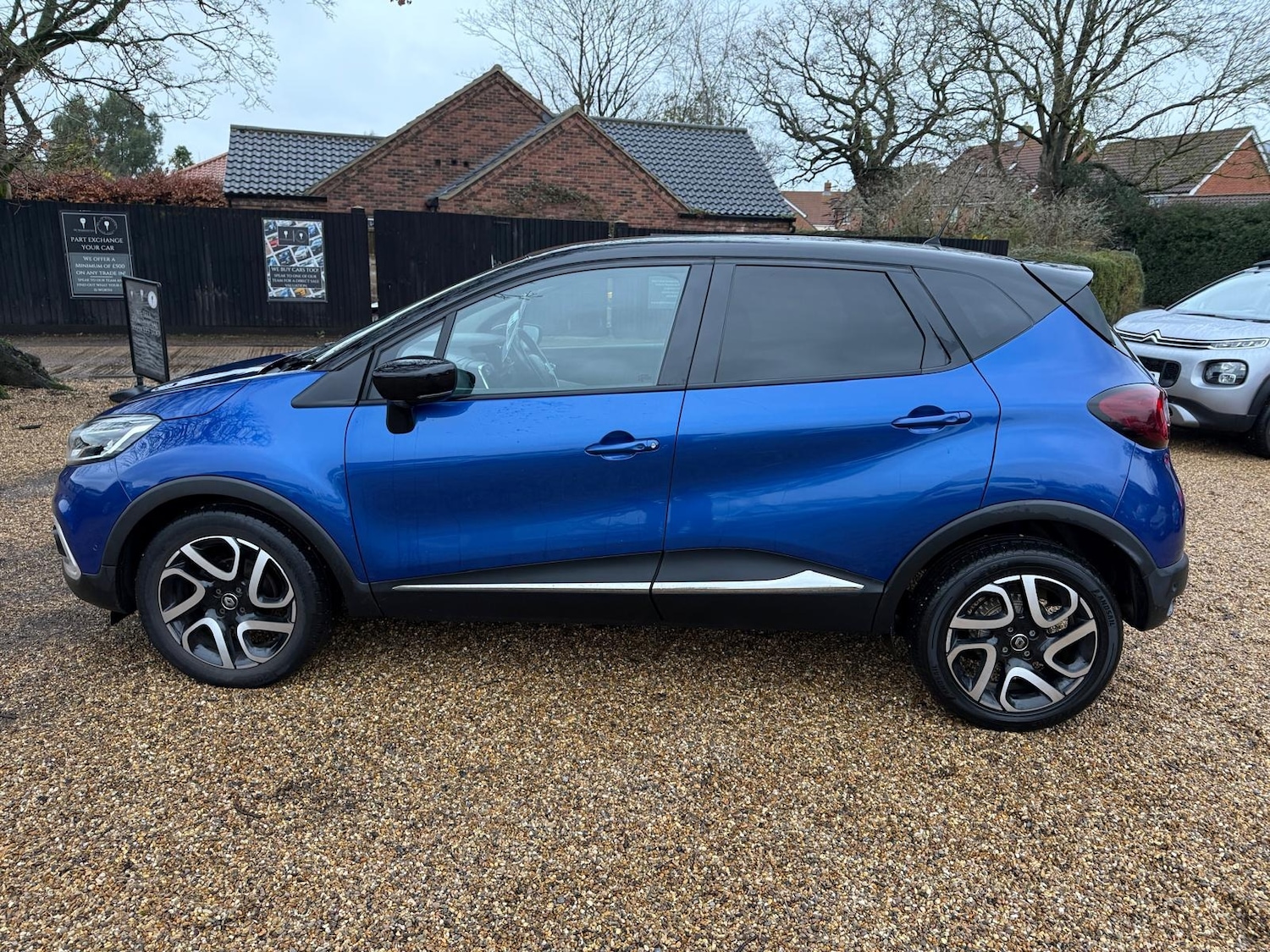 Used Renault Captur 2019 for sale - 77541327: Photo 8