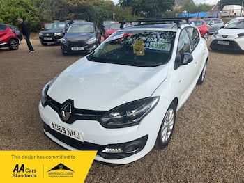 Used Renault Megane 2015 for sale - 79636710: Photo