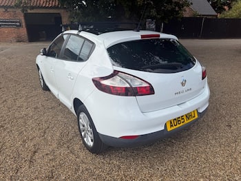 Used Renault Megane 2015 for sale - 79636710: Photo