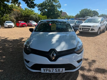 Used Renault Clio 2017 for sale - 79055488: Photo